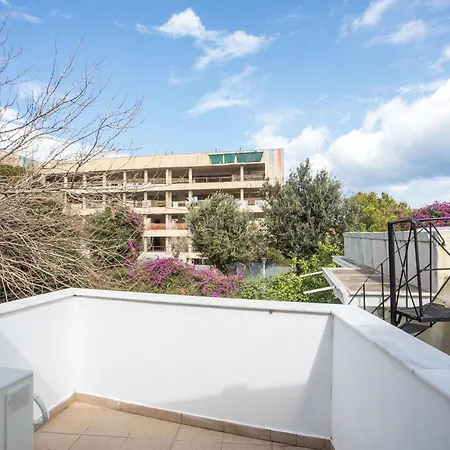 Apartment Marianthis House